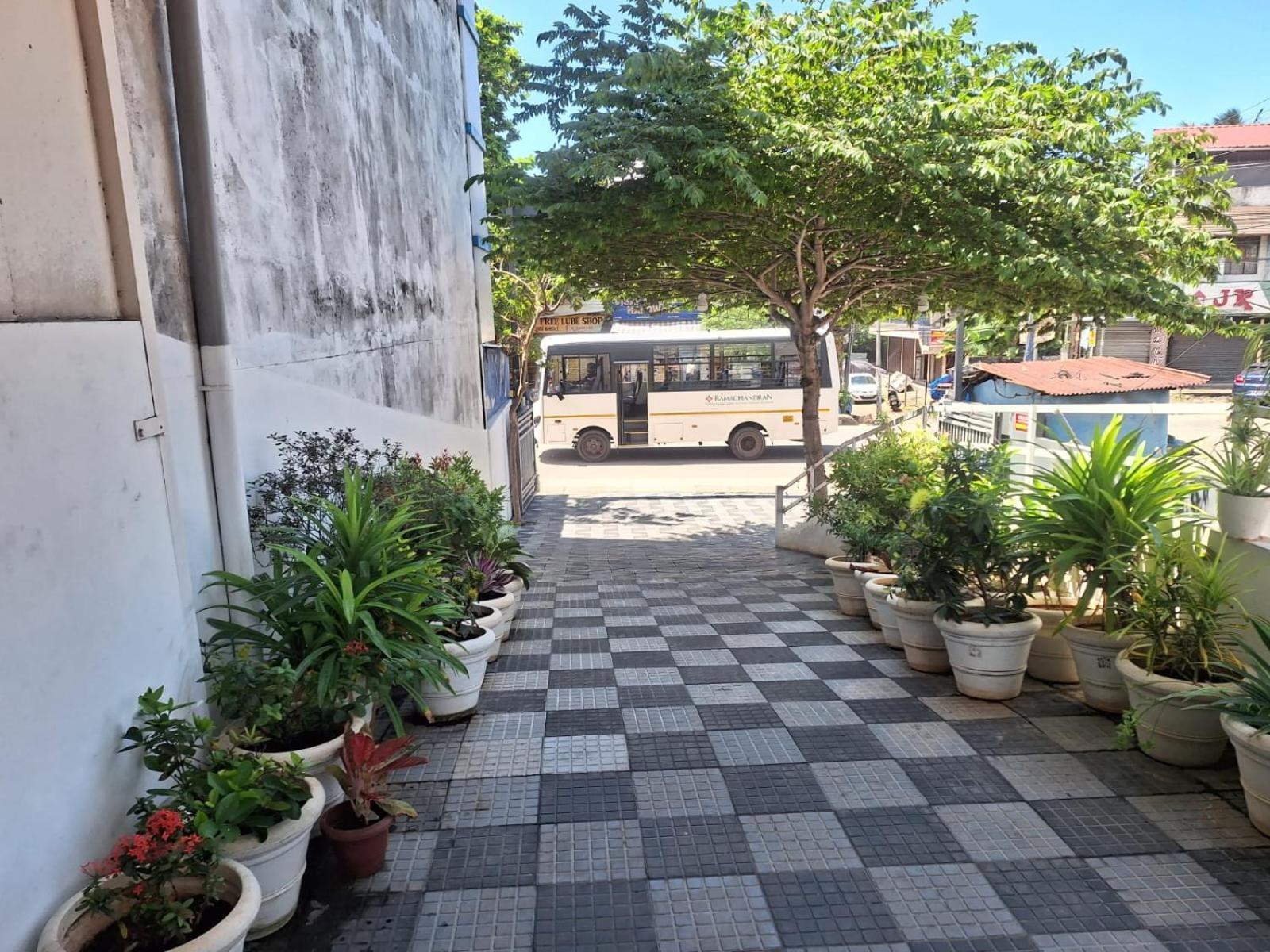 Hotel B R Regency Thiruvananthapuram Esterno foto